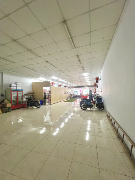 🔥 MẶT TIỀN HỒ VĂN LONG – VỊ TRÍ VÀNG SÁT TRƯỜNG TRẦN VĂN ƠN  🔥 GIÁ 7 TỶ9 . 🏡 Diện tích: 5 x 16m