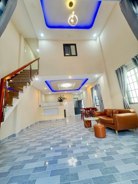Bán nhà đường số 53, Hiệp Bình Chánh, Thủ Đức, TP HCM. DT  51m2, 4 tầng, giá 5.93 tỷ, sổ hồng