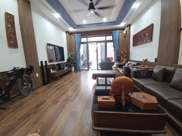 Bán nhà đường số 53, Hiệp Bình Chánh, Thủ Đức, TP HCM. DT  51m2, 4 tầng, giá 5.93 tỷ, sổ hồng
