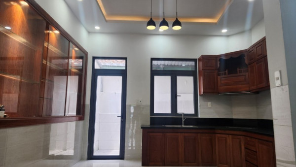 Bán nhà đường số 53, Hiệp Bình Chánh, Thủ Đức, TP HCM. DT  51m2, 4 tầng, giá 5.93 tỷ, sổ hồng