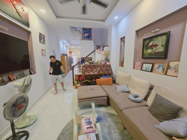 Bán nhà đường số 53, Hiệp Bình Chánh, Thủ Đức, TP HCM. DT  51m2, 4 tầng, giá 5.93 tỷ, sổ hồng