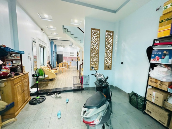Bán nhà đường số 53, Hiệp Bình Chánh, Thủ Đức, TP HCM. DT  51m2, 4 tầng, giá 5.93 tỷ, sổ hồng