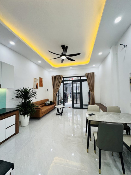Bán nhà đường số 53, Hiệp Bình Chánh, Thủ Đức, TP HCM. DT  51m2, 4 tầng, giá 5.93 tỷ, sổ hồng