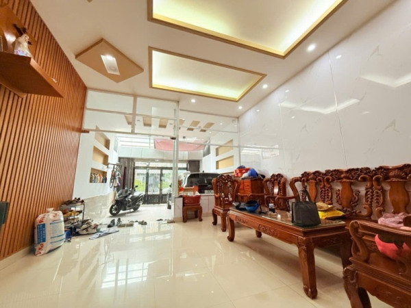 Bán nhà đường số 53, Hiệp Bình Chánh, Thủ Đức, TP HCM. DT  51m2, 4 tầng, giá 5.93 tỷ, sổ hồng