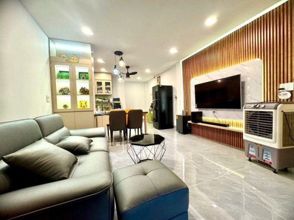 Bán nhà đường số 53, Hiệp Bình Chánh, Thủ Đức, TP HCM. DT  51m2, 4 tầng, giá 5.93 tỷ, sổ hồng