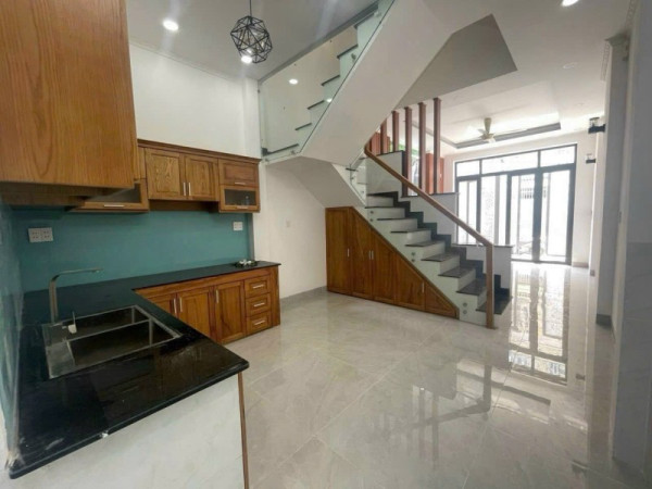 Bán nhà đường số 53, Hiệp Bình Chánh, Thủ Đức, TP HCM. DT  51m2, 4 tầng, giá 5.93 tỷ, sổ hồng