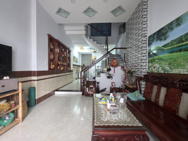 Bán nhà đường số 53, Hiệp Bình Chánh, Thủ Đức, TP HCM. DT  51m2, 4 tầng, giá 5.93 tỷ, sổ hồng