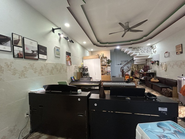 Bán nhà đường số 53, Hiệp Bình Chánh, Thủ Đức, TP HCM. DT  51m2, 4 tầng, giá 5.93 tỷ, sổ hồng