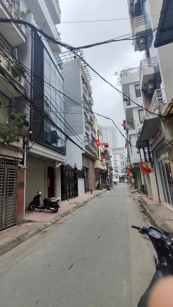 Bán tòa nhà 7 tầng thang máy tại Thanh Xuân, Hà Nội