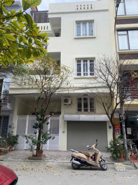 Chỉ mất 10 phút để từ Bùi Xương Trạch lên Ngã Tư Sở, nên đây cũng là địa điểm lý tưởng Cam kết