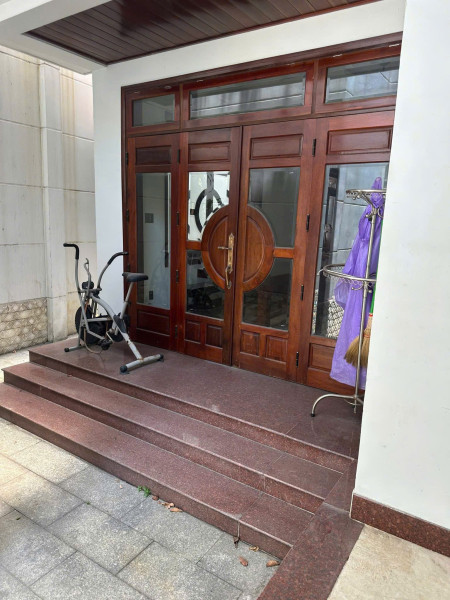 cho thuê mặt tiền chợ Hàn đường Nguyễn Thái Học Hải Châu Đà Nẵng vị trí đắc địa