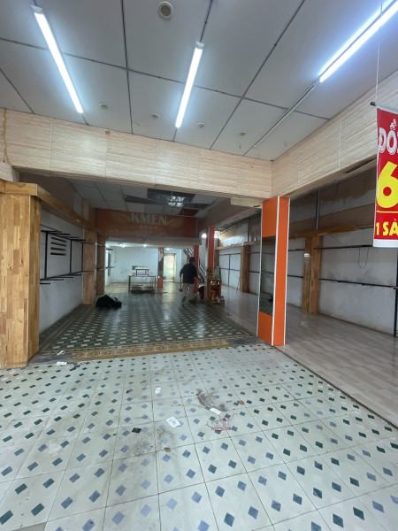 cho thuê mặt tiền chợ Hàn đường Nguyễn Thái Học Hải Châu Đà Nẵng vị trí đắc địa