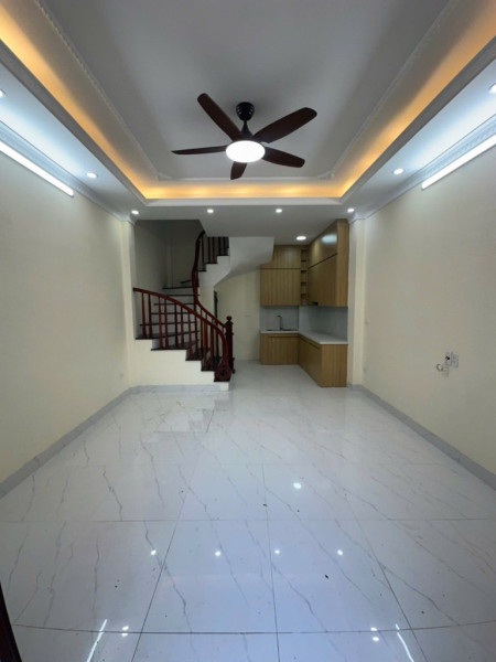 Siêu hiếm Đàm Quang Trung 5tầng - ngõ nông - giá 6,5tỷ