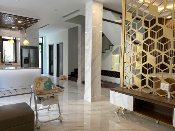 Chính Chủ Bán Mặt Tiền N8, Phú Hữu, Q.9: 10x17.5m, Giá Tốt 25,5 Tỷ, Vị Trí Đẹp!