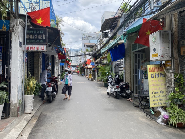 TRẦN XUÂN SOẠN,  3 TẦNG NHÀ MỚI TÂN KIỂNG, Q7, CHỈ 3,85 TỶ