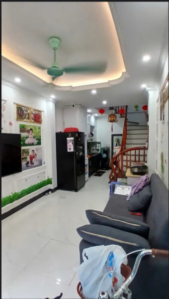 CẦN BÁN NHÀ LIÊN MẠC 31M2, 5.4 TỶ, NHÀ ĐẸP LÔ GÓC CỰC THOÁNG, Ở NGAY,  FULL NỘI THẤT