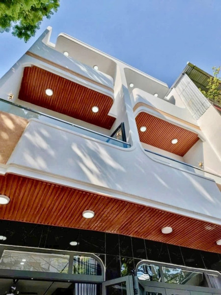 ♪ Nhà Kiệt 300 Hải Phòng, 43m2, gác lửng, 2PN, 2.6x tỷ