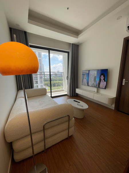 73m2 - 13 triệu/tháng - 2PN2WC full nội thất tầng 8 - Q7 Riverside