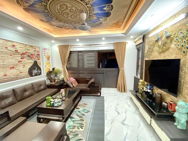 CỰC HIẾM! Bán nhà Thượng Đình Thanh Xuân, Gara ô tô, LÔ GÓC, 46m2, 18.5 Tỷ.