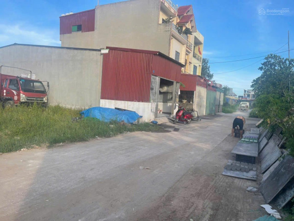 Bán đất thổ cư 80m2 Cổ Đông, Sơn Tây, HN, mặt tiền 5m, ngõ 21, giá 2 tỷ, sổ đỏ chính chủ. LH: