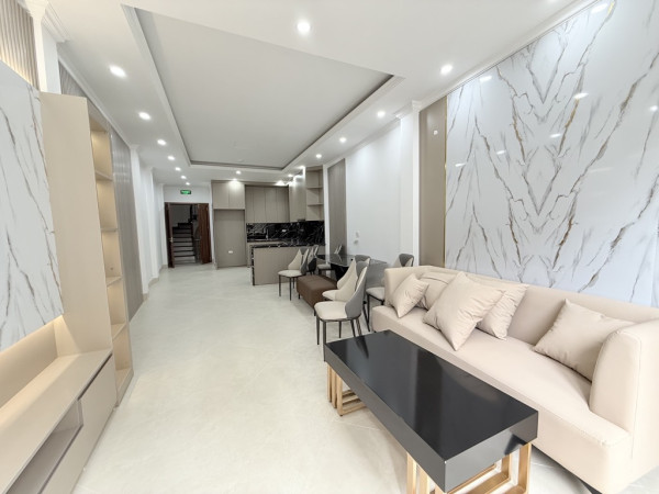 Nhà Lê trọng Tấn Thanh Xuân thang máy kinh doanh 50m2 7 tầng 15.2 tỷ
