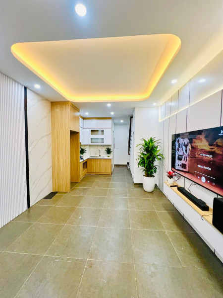 CHÍNH CHỦ CẦN BÁN GẤP NHÀ TẠI ĐƯỜNG PHẠM VĂN ĐỒNG, CẦU GIẤY, HÀ NỘI GIÁ 11 TỶ 500 TRIỆU