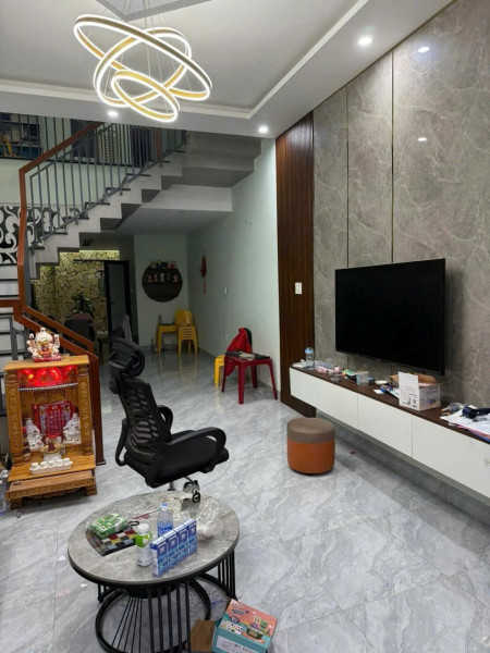 CẦN BÁN NHÀ 2 TẦNG KIÊN CỐ – HẺM Ô TÔ ĐƯỜNG 2/9 – TRUNG TÂM HẢI CHÂU