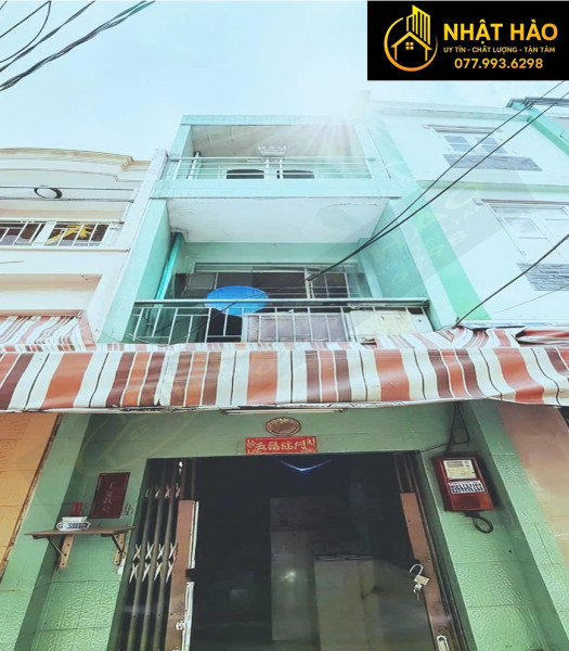 Bán nhà riêng tại Phường 8, Quận 6, TP HCM giá 2 tỷ  550 triệu