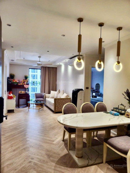GẦN MẶT HỒ ĐẦM TRÒN - ĐỘI CẤN - BA ĐÌNH - 97M - GIÁ 21TỶ