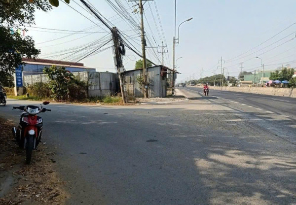 Bán đất tại hẻm 1 khu phố 9 QL 1A, Thị trấn Bến Lức, Huyện Bến Lức, Long An giá 14 Triệu