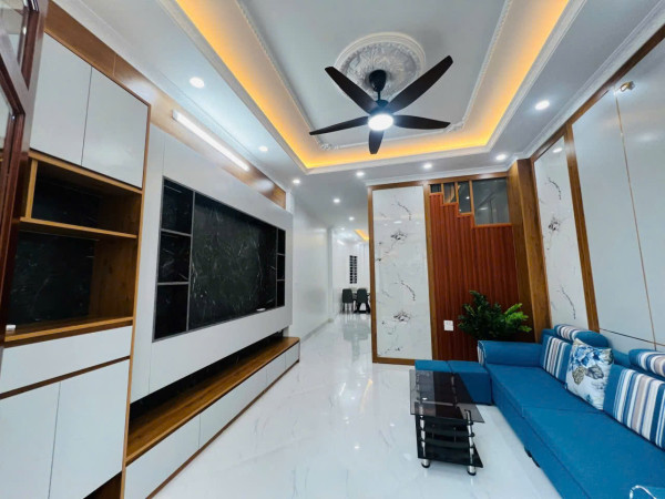 Bán nhà Cổ Nhuế, Hà Nội, Ô tô đỗ cửa DT 54m2x6T, mới đẹp, MT 3.9m, giá 14.85 tỷ, có thể kinh doanh